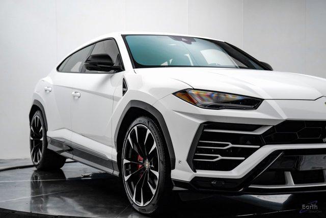 used 2020 Lamborghini Urus car, priced at $175,849