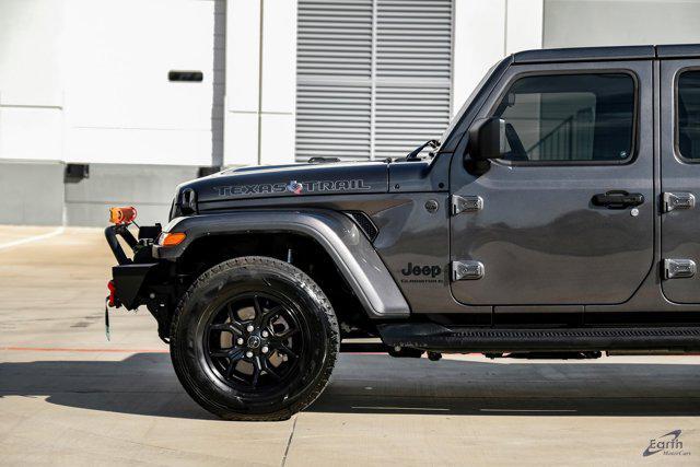 used 2024 Jeep Gladiator car, priced at $39,398