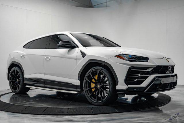 used 2021 Lamborghini Urus car, priced at $222,470