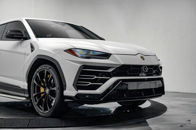 used 2021 Lamborghini Urus car, priced at $222,470