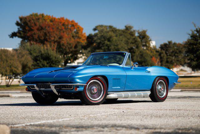 used 1967 Chevrolet Corvette car, priced at $160,777