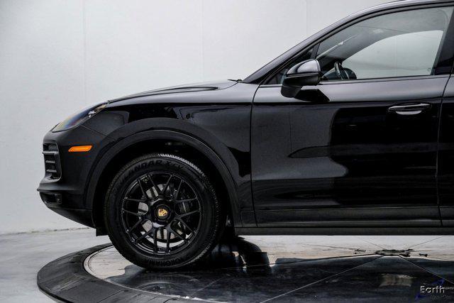 used 2020 Porsche Cayenne car, priced at $31,899