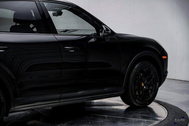 used 2020 Porsche Cayenne car, priced at $31,899