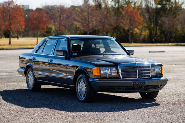 used 1989 Mercedes-Benz E-Class car, priced at $35,777