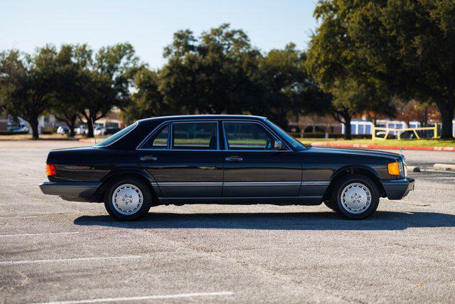 used 1989 Mercedes-Benz E-Class car, priced at $35,777