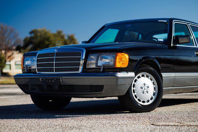 used 1989 Mercedes-Benz E-Class car, priced at $35,777