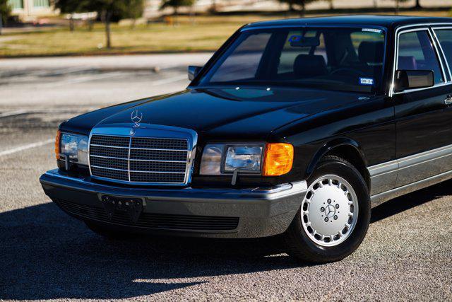 used 1989 Mercedes-Benz E-Class car, priced at $35,777