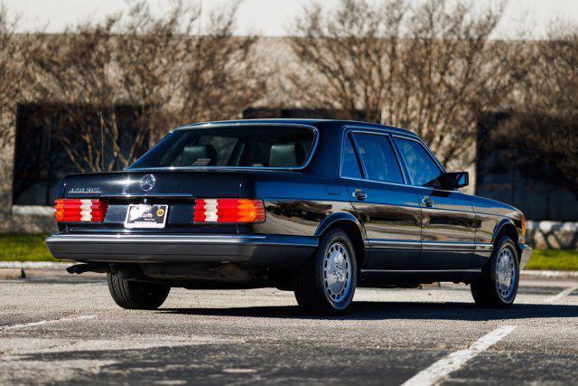 used 1989 Mercedes-Benz E-Class car, priced at $35,777