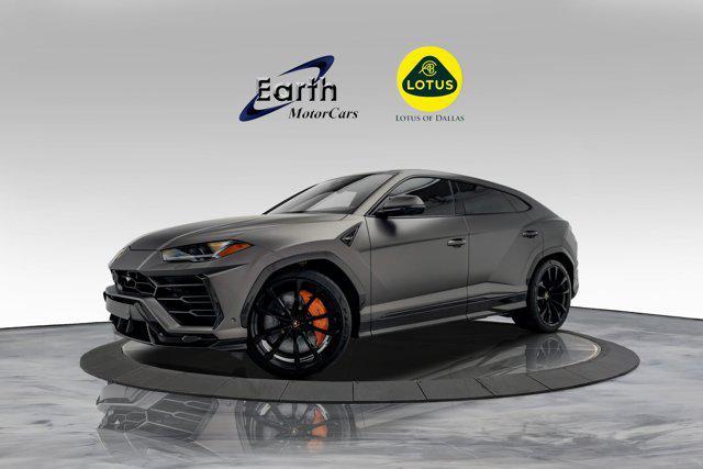 used 2022 Lamborghini Urus car, priced at $252,998