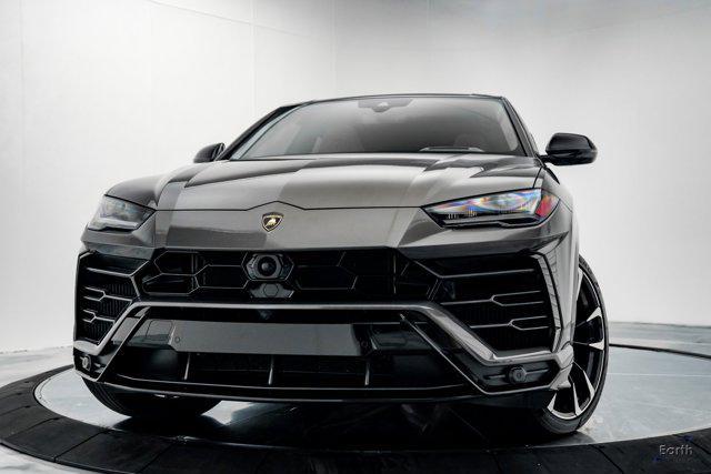 used 2021 Lamborghini Urus car, priced at $218,590