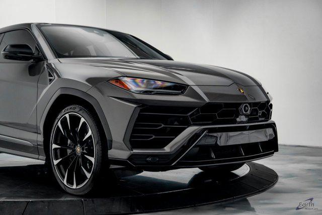 used 2021 Lamborghini Urus car, priced at $218,590