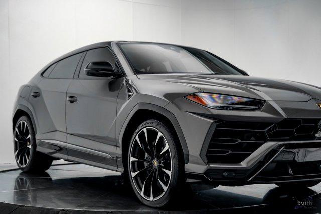 used 2021 Lamborghini Urus car, priced at $218,590