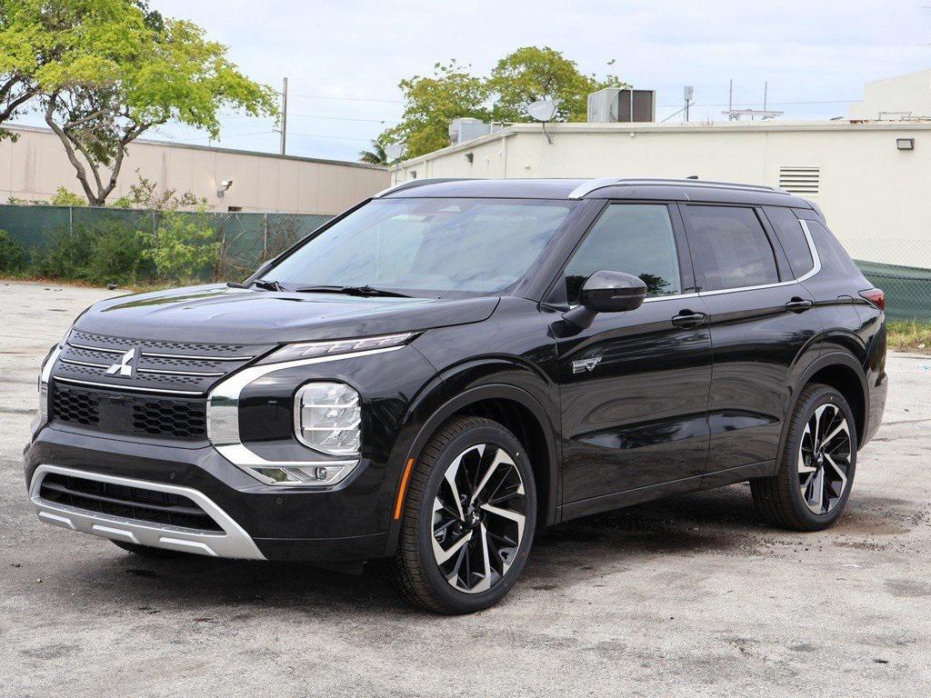 new 2025 Mitsubishi Outlander PHEV car, priced at $42,120