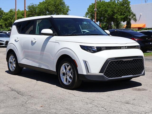 used 2024 Kia Soul car, priced at $17,490