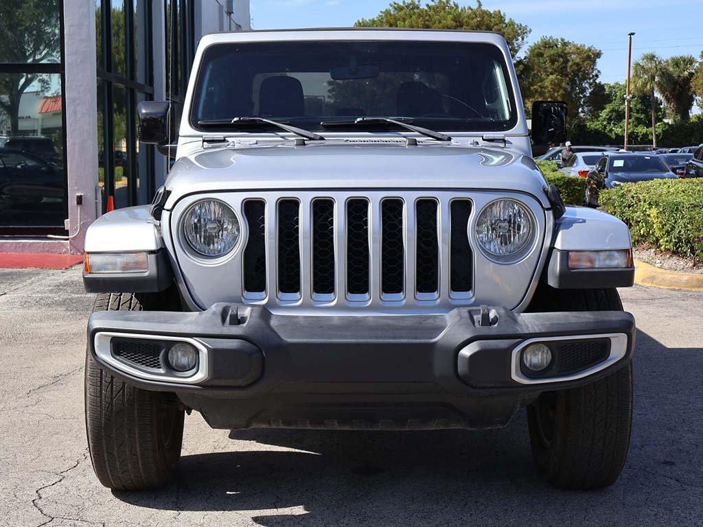 used 2022 Jeep Gladiator car, priced at $25,620