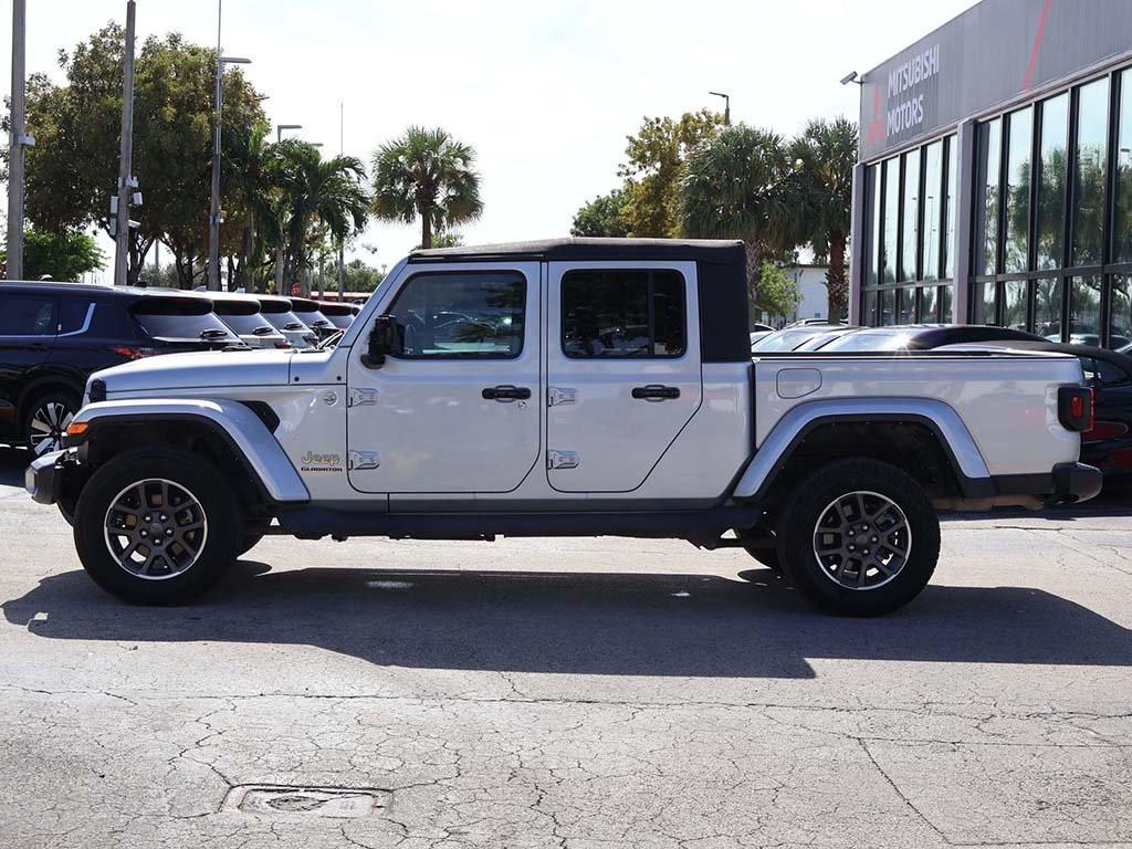 used 2022 Jeep Gladiator car, priced at $25,620
