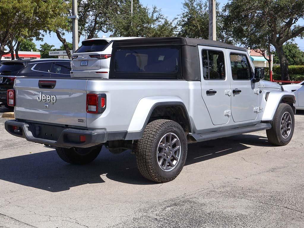 used 2022 Jeep Gladiator car, priced at $25,620