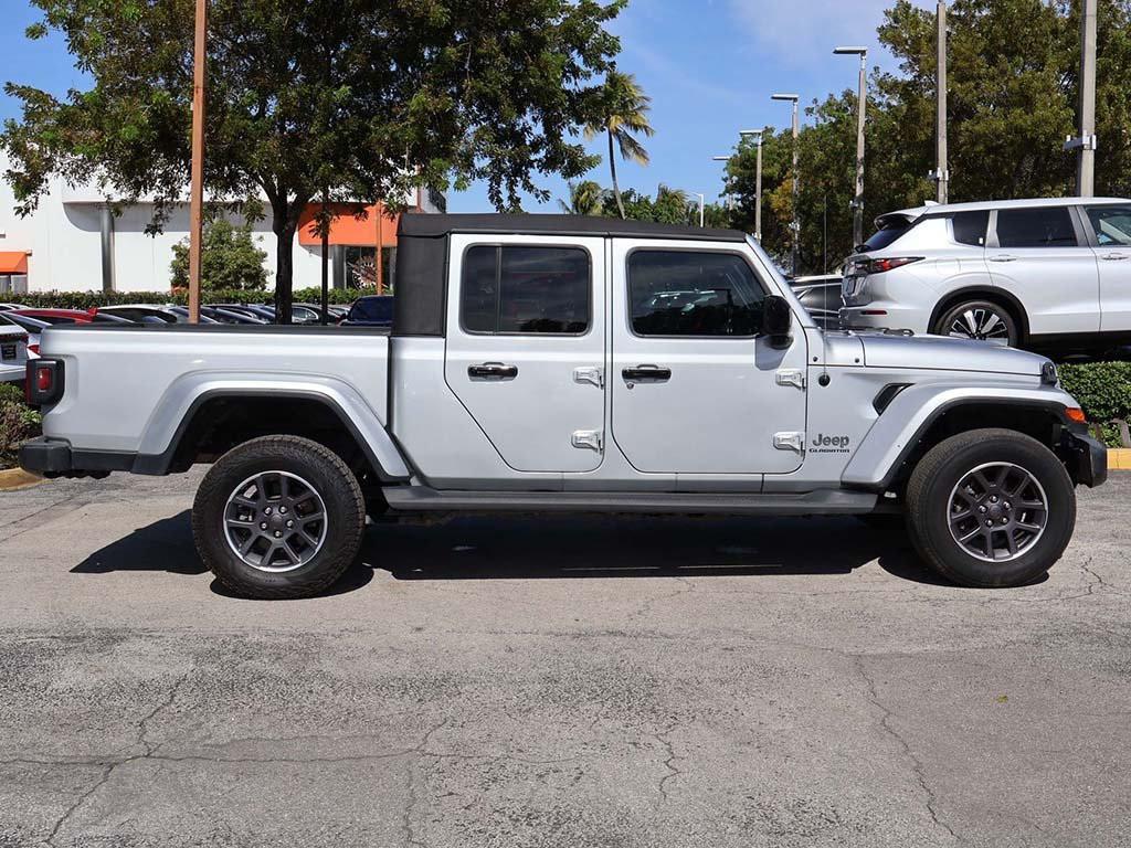 used 2022 Jeep Gladiator car, priced at $25,620