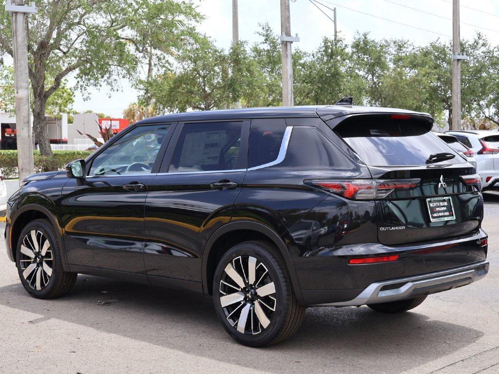 new 2025 Mitsubishi Outlander car, priced at $33,015