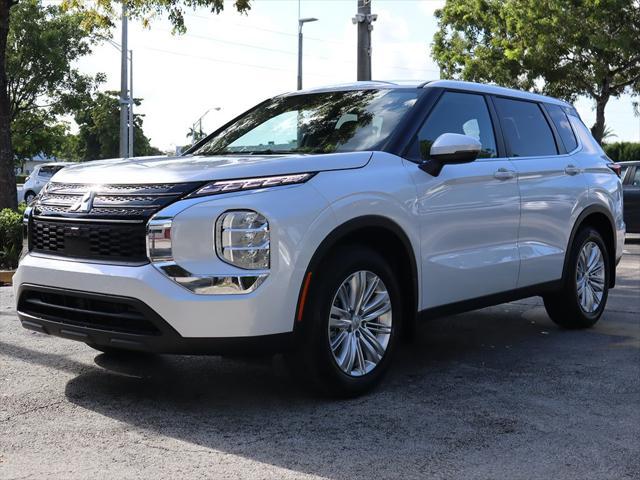 new 2024 Mitsubishi Outlander car, priced at $24,870