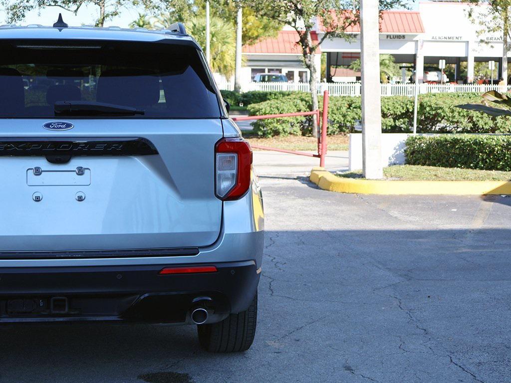 used 2022 Ford Explorer car, priced at $27,690