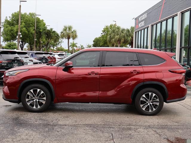 used 2022 Toyota Highlander car, priced at $25,990