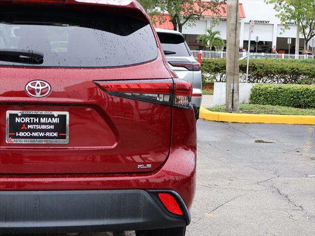 used 2022 Toyota Highlander car, priced at $25,990
