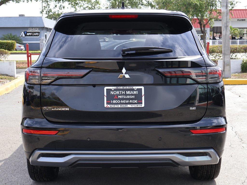 new 2025 Mitsubishi Outlander car, priced at $32,715