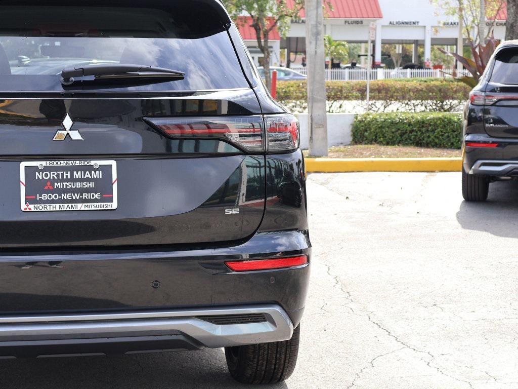 new 2025 Mitsubishi Outlander car, priced at $32,715