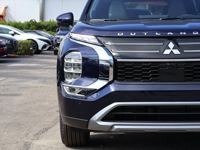 new 2025 Mitsubishi Outlander car, priced at $35,320