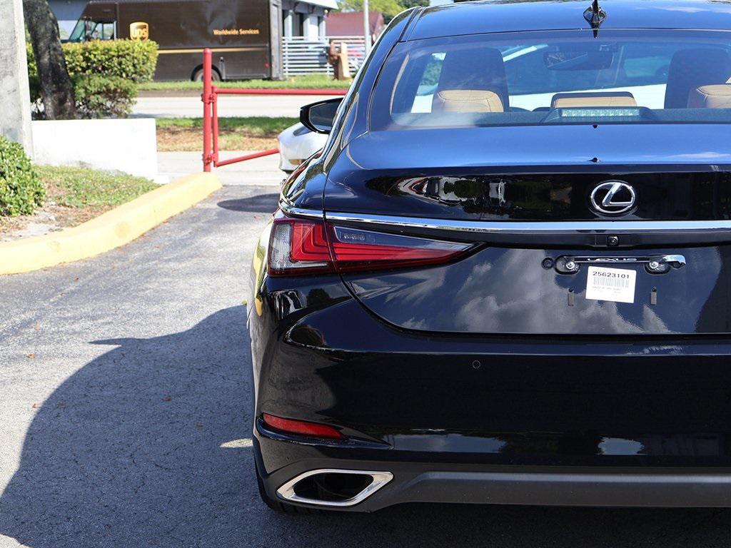 used 2024 Lexus ES 350 car, priced at $33,495