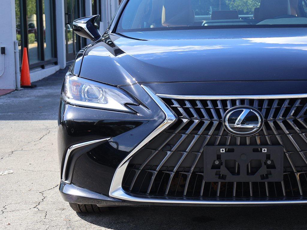 used 2024 Lexus ES 350 car, priced at $33,495