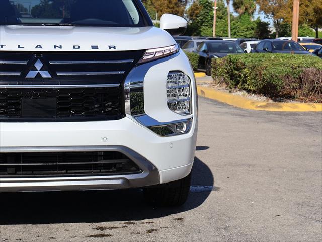 new 2025 Mitsubishi Outlander car, priced at $37,315