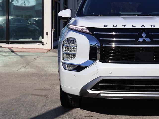 new 2025 Mitsubishi Outlander car, priced at $37,315