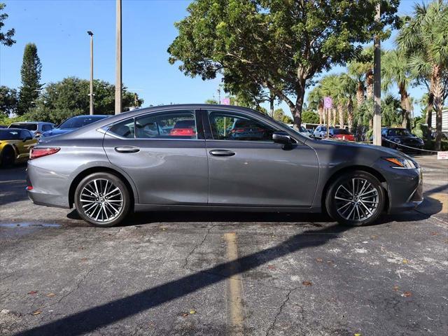 used 2022 Lexus ES 350 car, priced at $25,290