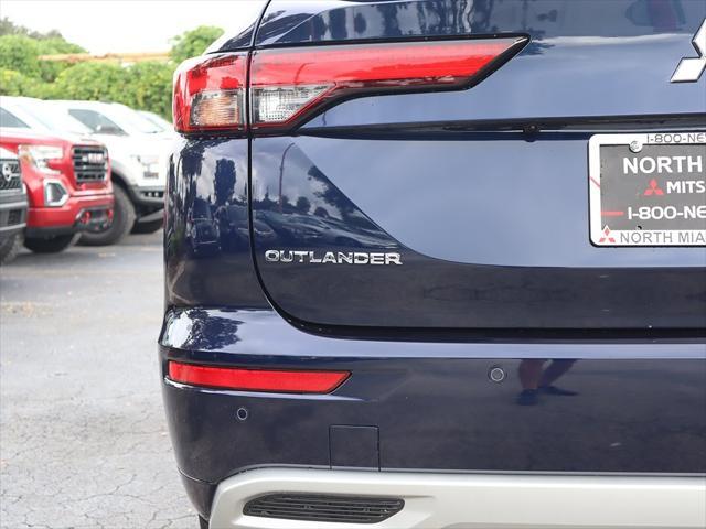 new 2024 Mitsubishi Outlander car, priced at $31,365