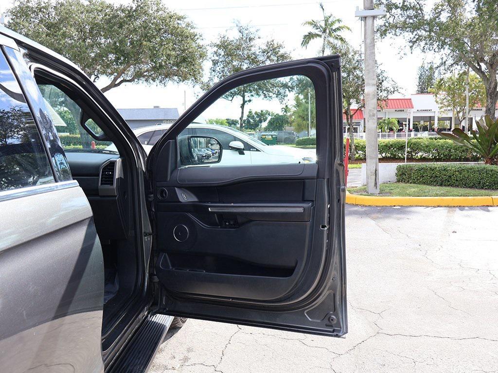 used 2018 Ford Expedition car, priced at $20,495