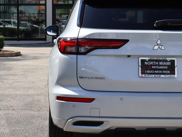 new 2024 Mitsubishi Outlander car, priced at $34,735