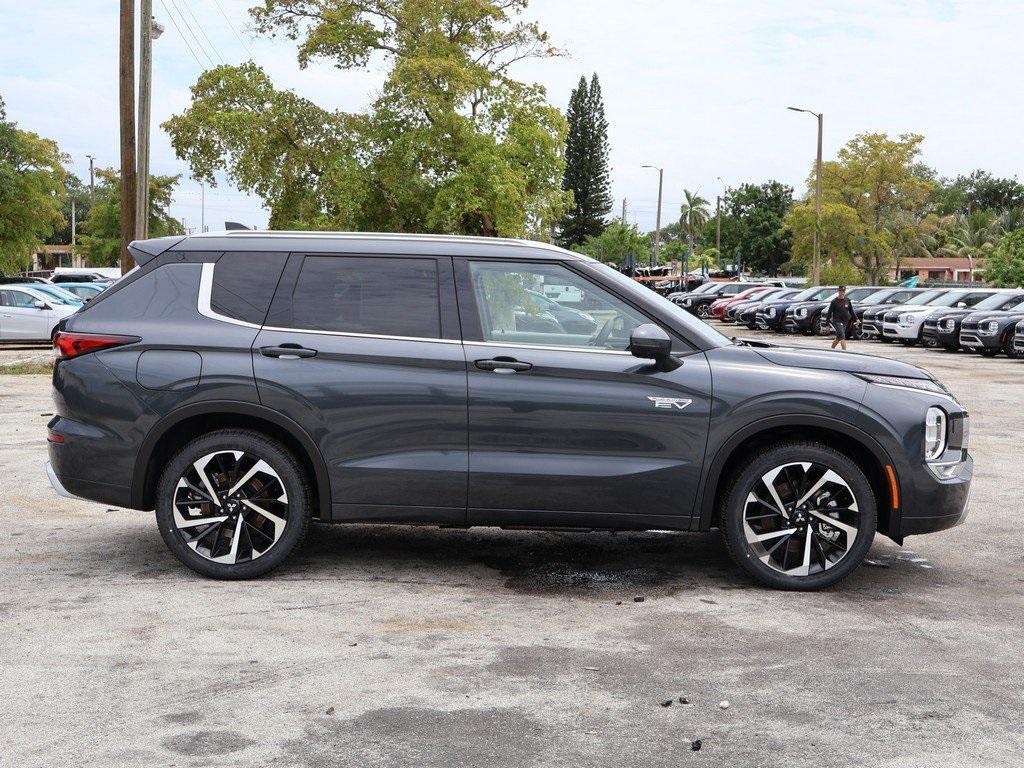 new 2025 Mitsubishi Outlander PHEV car, priced at $41,920