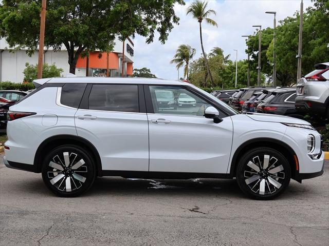 new 2025 Mitsubishi Outlander car, priced at $34,255
