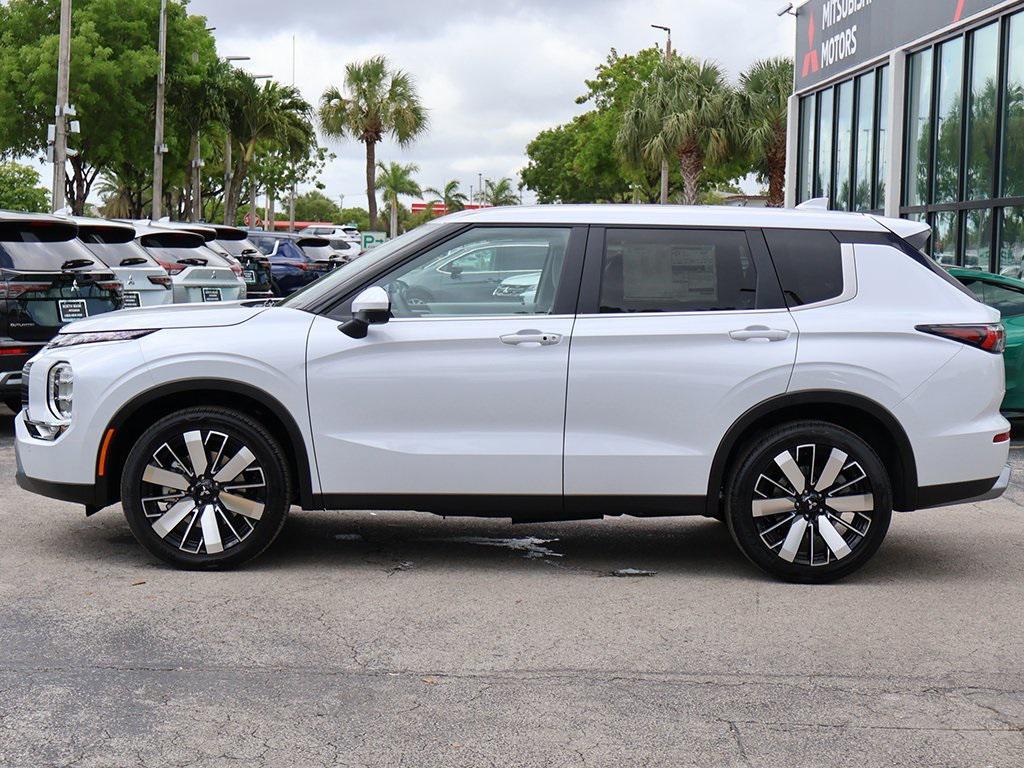 new 2025 Mitsubishi Outlander car, priced at $38,755