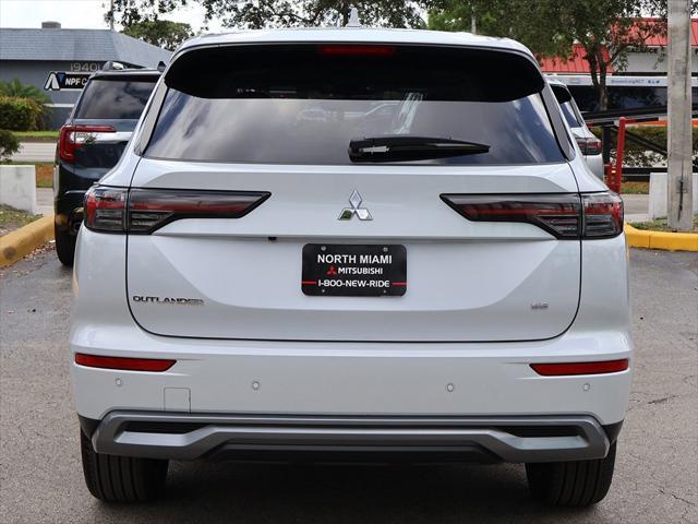 new 2025 Mitsubishi Outlander car, priced at $34,255