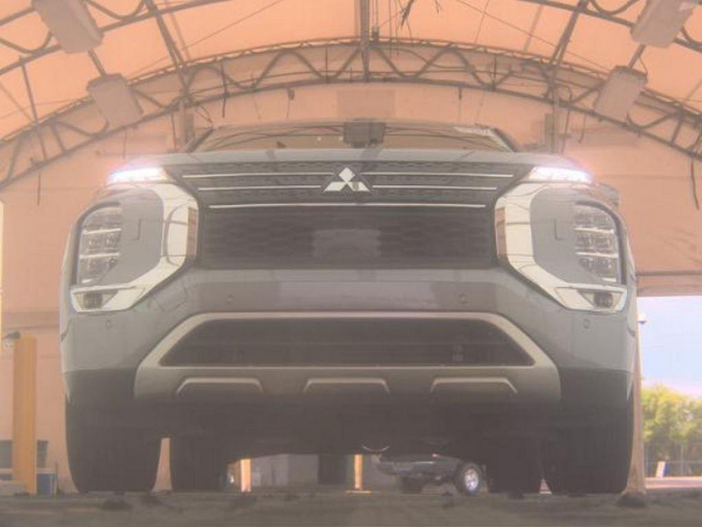 used 2024 Mitsubishi Outlander car, priced at $21,990