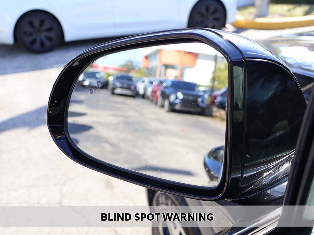 used 2019 Hyundai Santa Fe car, priced at $16,495