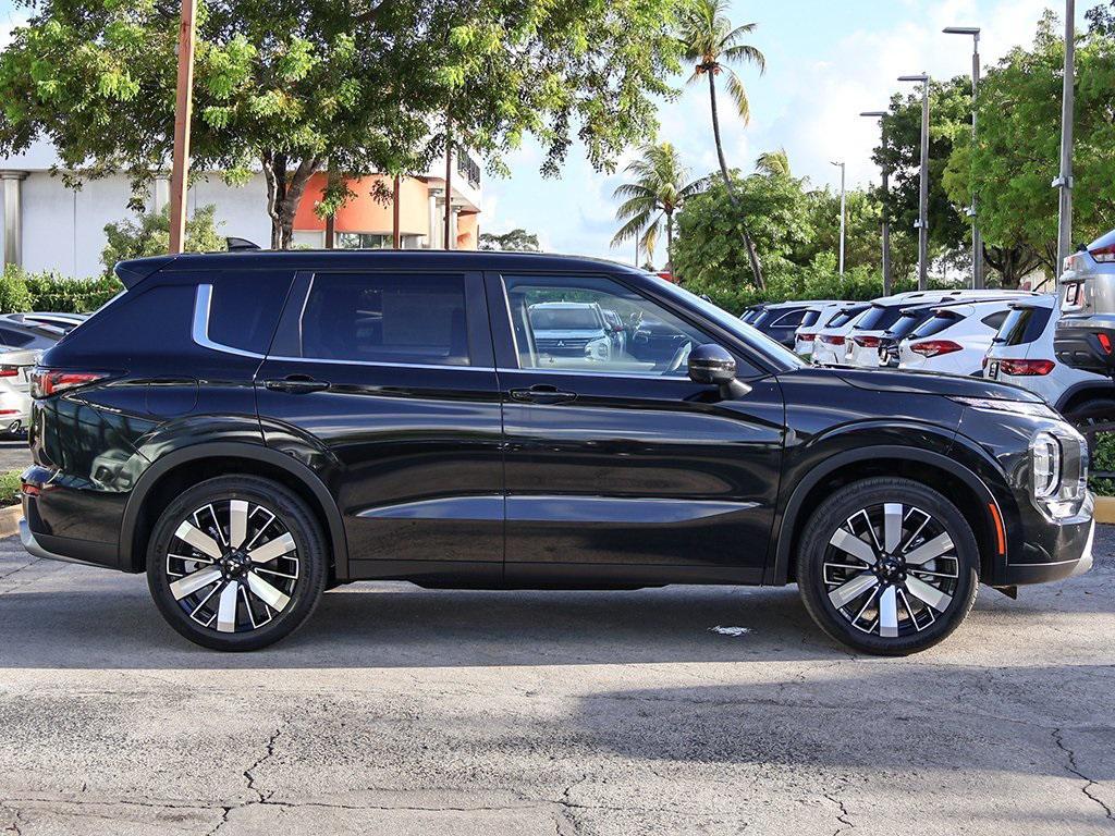 new 2025 Mitsubishi Outlander car, priced at $34,415