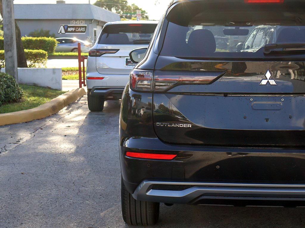 new 2025 Mitsubishi Outlander car, priced at $34,415