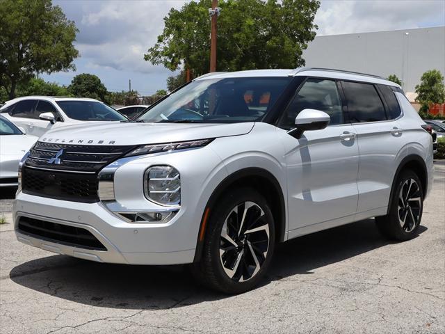 new 2024 Mitsubishi Outlander car, priced at $34,430