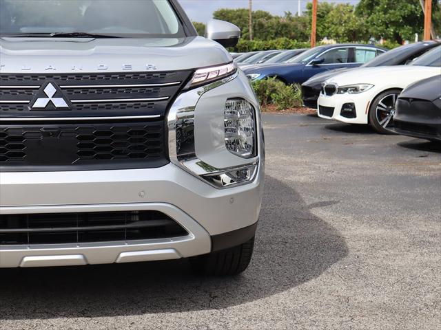 new 2024 Mitsubishi Outlander car, priced at $27,490