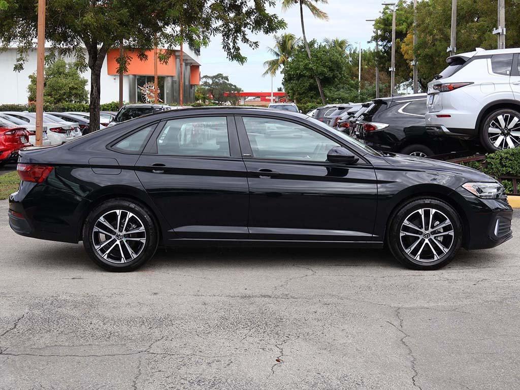 used 2024 Volkswagen Jetta car, priced at $16,290