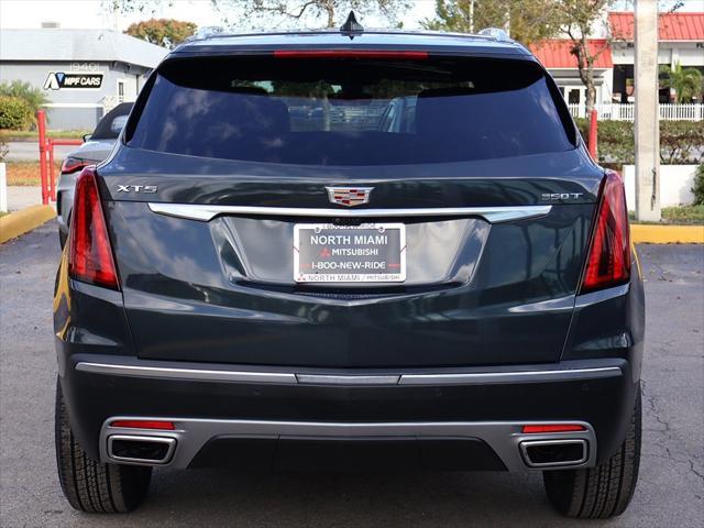 used 2022 Cadillac XT5 car, priced at $27,690